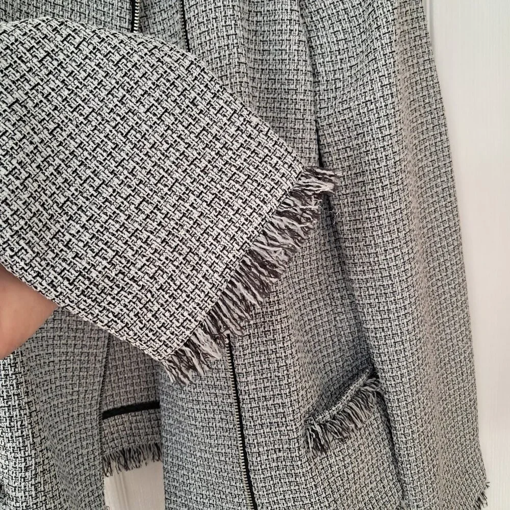 DKNY Women's Business Plus size Fringe Trim Tweed style zipper blazer size 16 - Picture 4 of 9